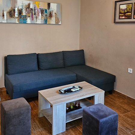 Apartment Aleksandar Kotor Bagian luar foto